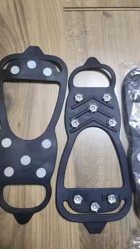 Customer photo review of Anti-Slip Schoen Spikes – Veilige Grip op IJs & Sneeuw