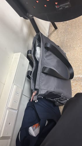 Reseña con foto de un cliente sobre Cartera Notebook Nylon Back To School
