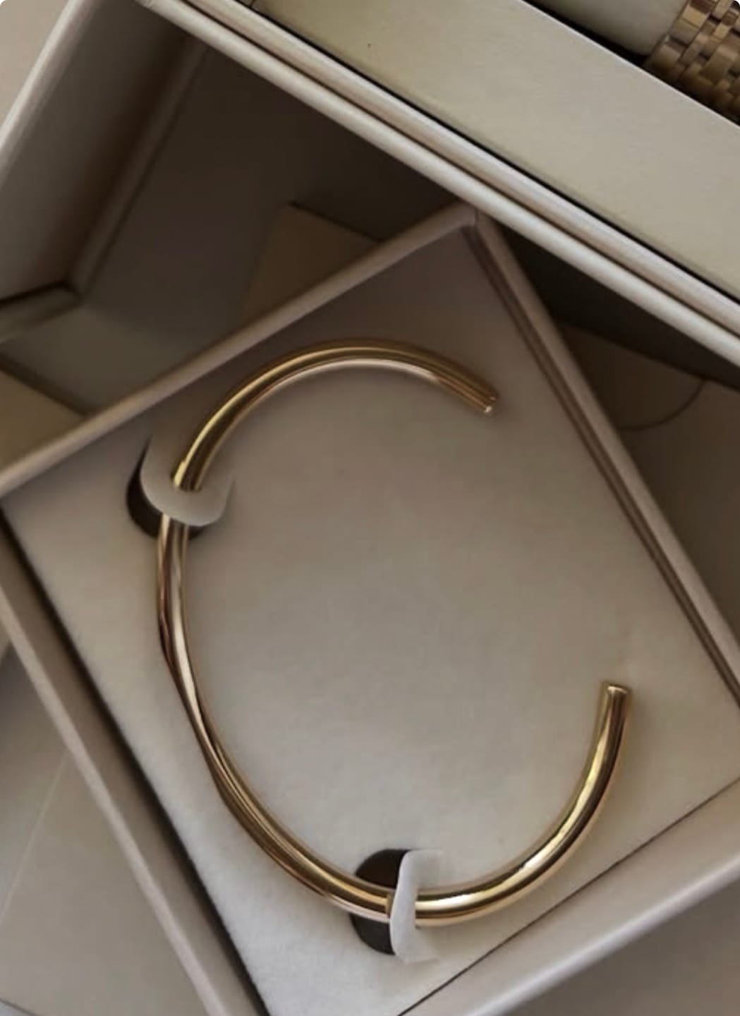 Customer photo review of Avina Bracelet