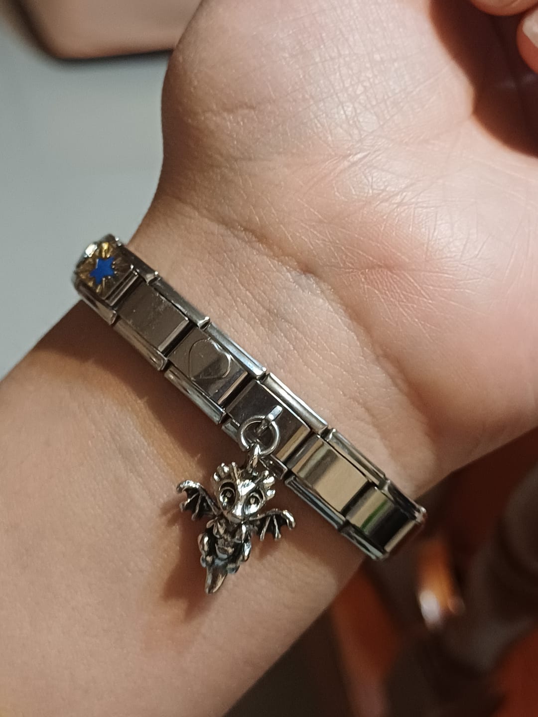 Customer photo review of Charm Dragón Mágico