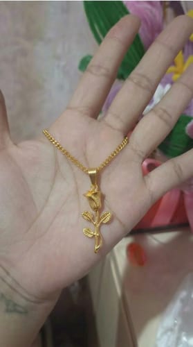 Customer photo review of Rose Pendant (Gold)