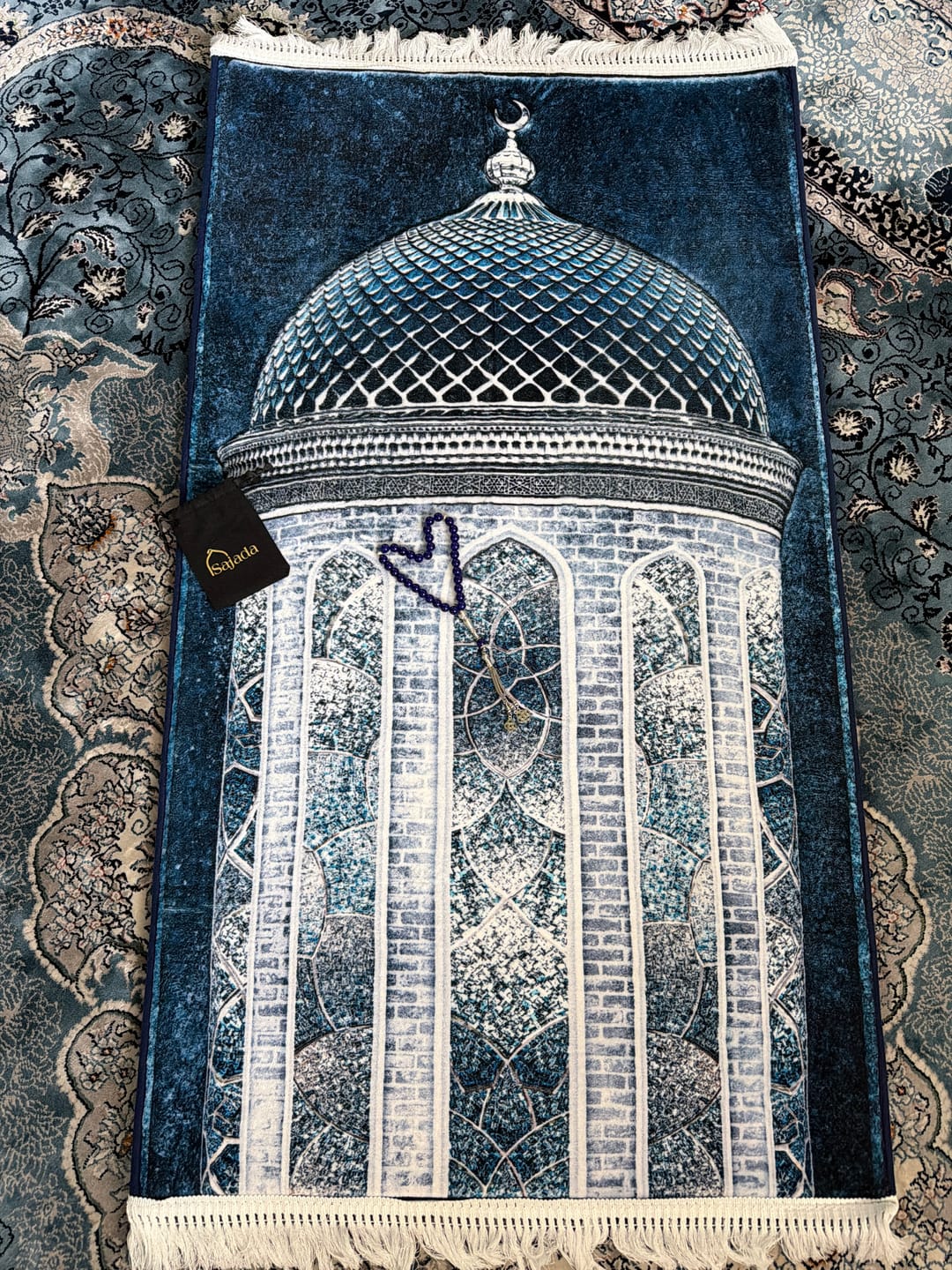 Customer photo review of Crystal Dome  Padded Prayer Mat