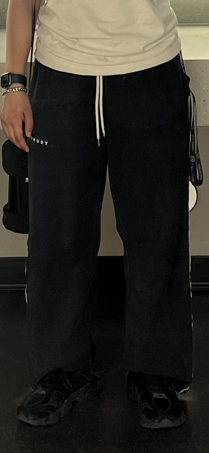Customer photo review of 2008 - The Original Sweats