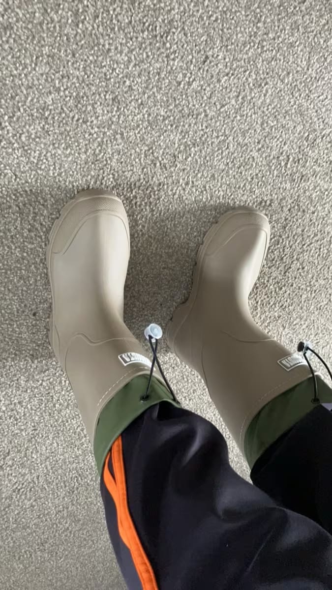 Customer photo review of Waterdichte Outdoor Regenlaarzen Unisex – Antislip & Duurzaam PVC