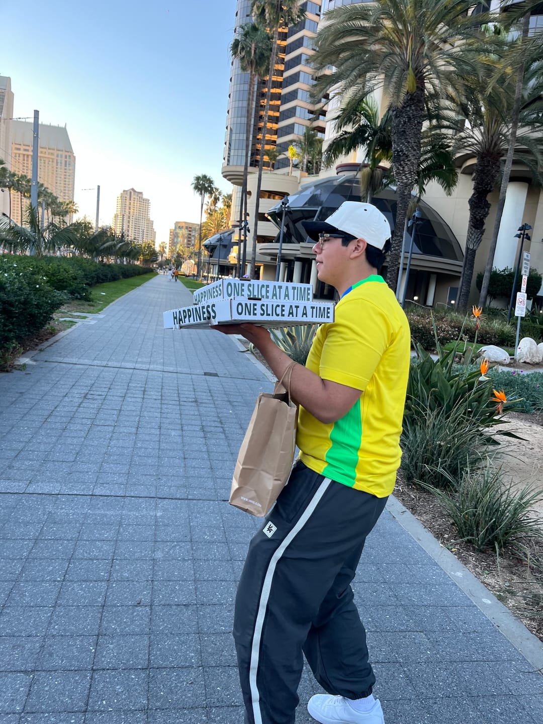 Customer photo review of 2064 - Sideline Joggers