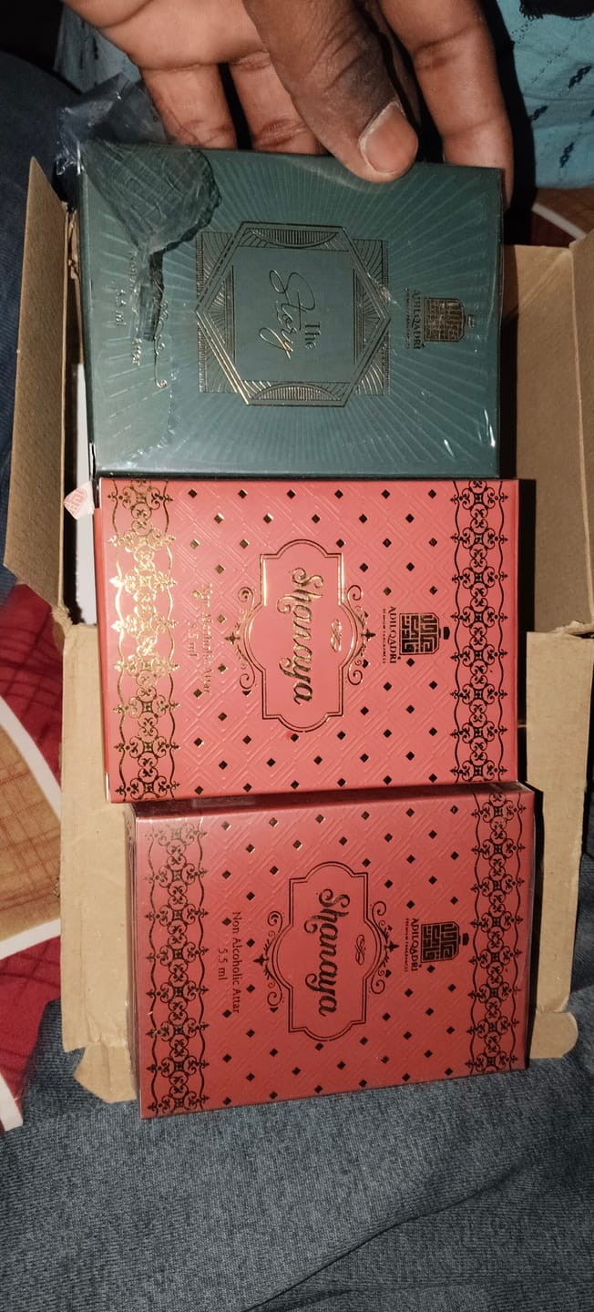 Customer photo review of The Story Luxury Attar Perfume