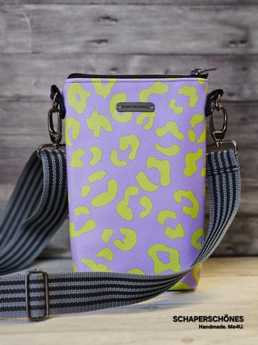 Customer photo review of Kunstleder Labels mit eigenem Schriftzug, verschiedene Farben