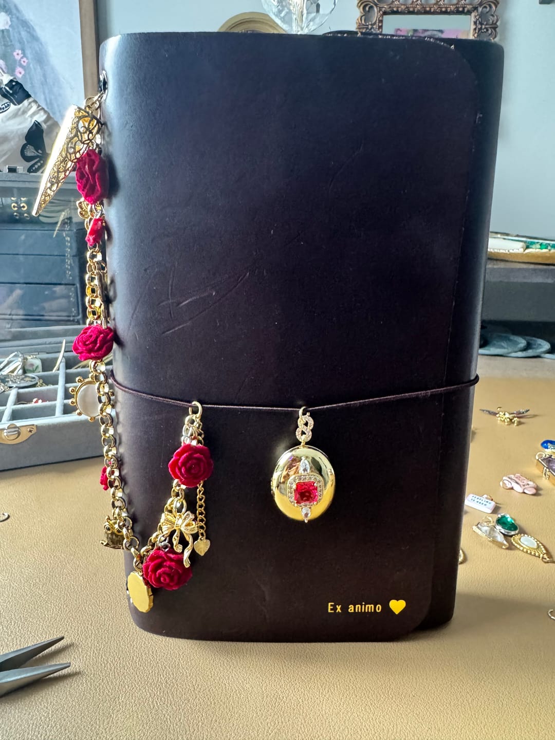 Customer photo review of ONE CHARM - Pick Your Charm TT LIVE