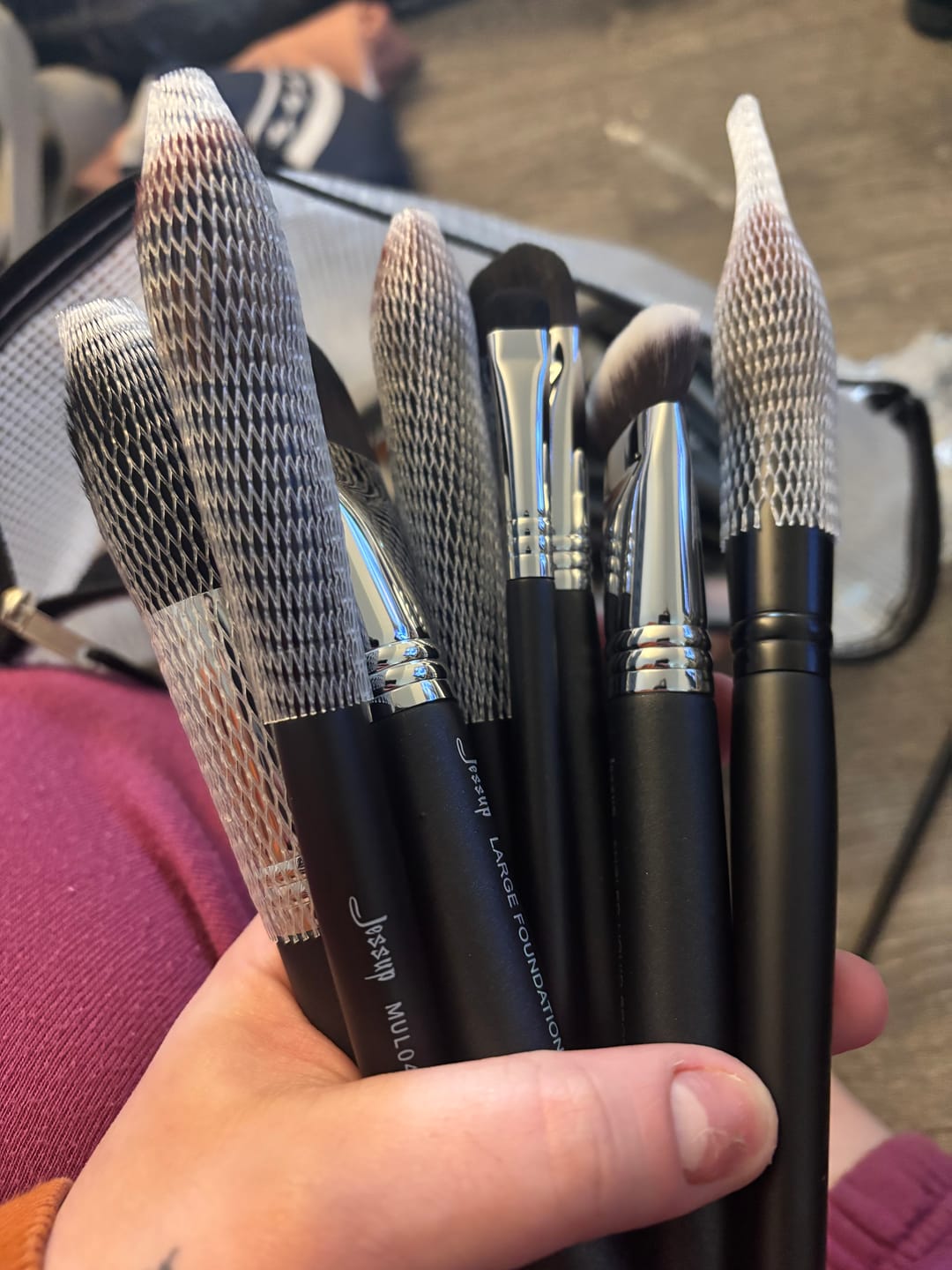 Customer photo review of Complete Professional Makeup Brushes Set 35Pcs T342