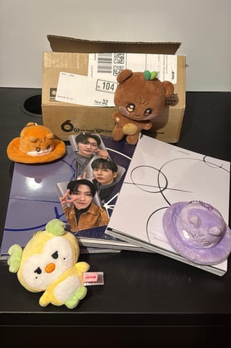 Customer photo review of ATEEZ - 13TH MINI ALBUM [GOLDEN HOUR Part.4] STANDARD VER. (Online Benefit)