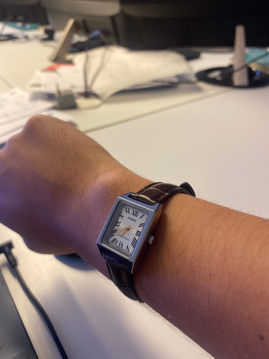 Customer photo review of Reloj Casio Tank Análogo LTP-V007L-9BUDF Cuero Dial Champaña