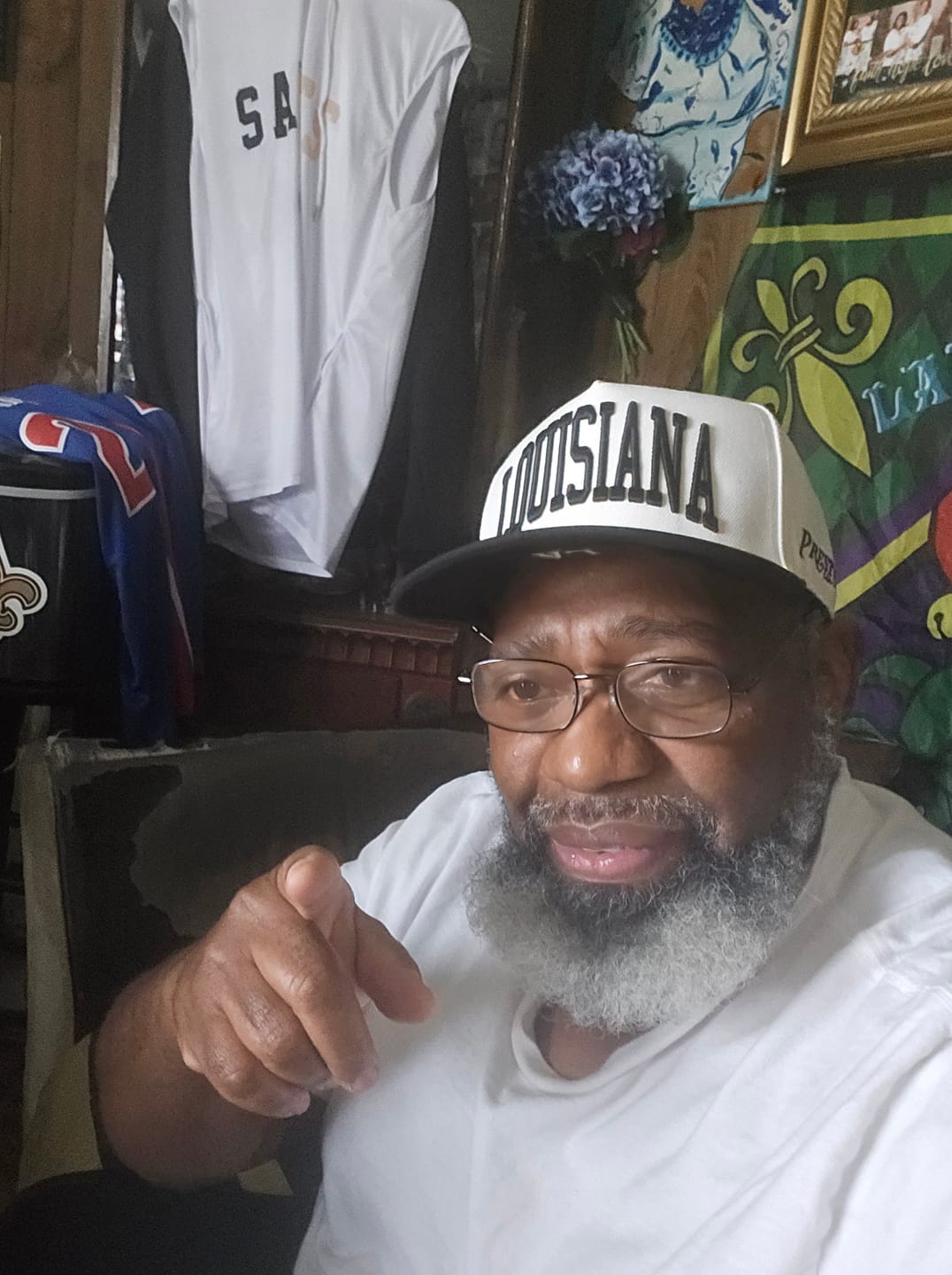 Customer photo review of LOUISIANA SNAPBACK - OFF WHITE EDITION
