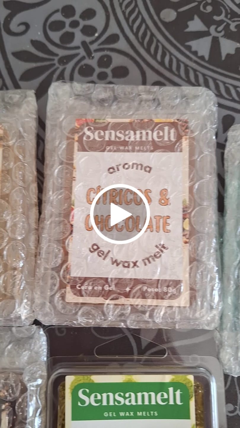 Customer video review of Caja Sorpresa