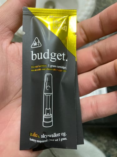 Customer photo review of 1 Gram THCA Full Spectrum Vape Cartridge | Skywalker OG - Indica