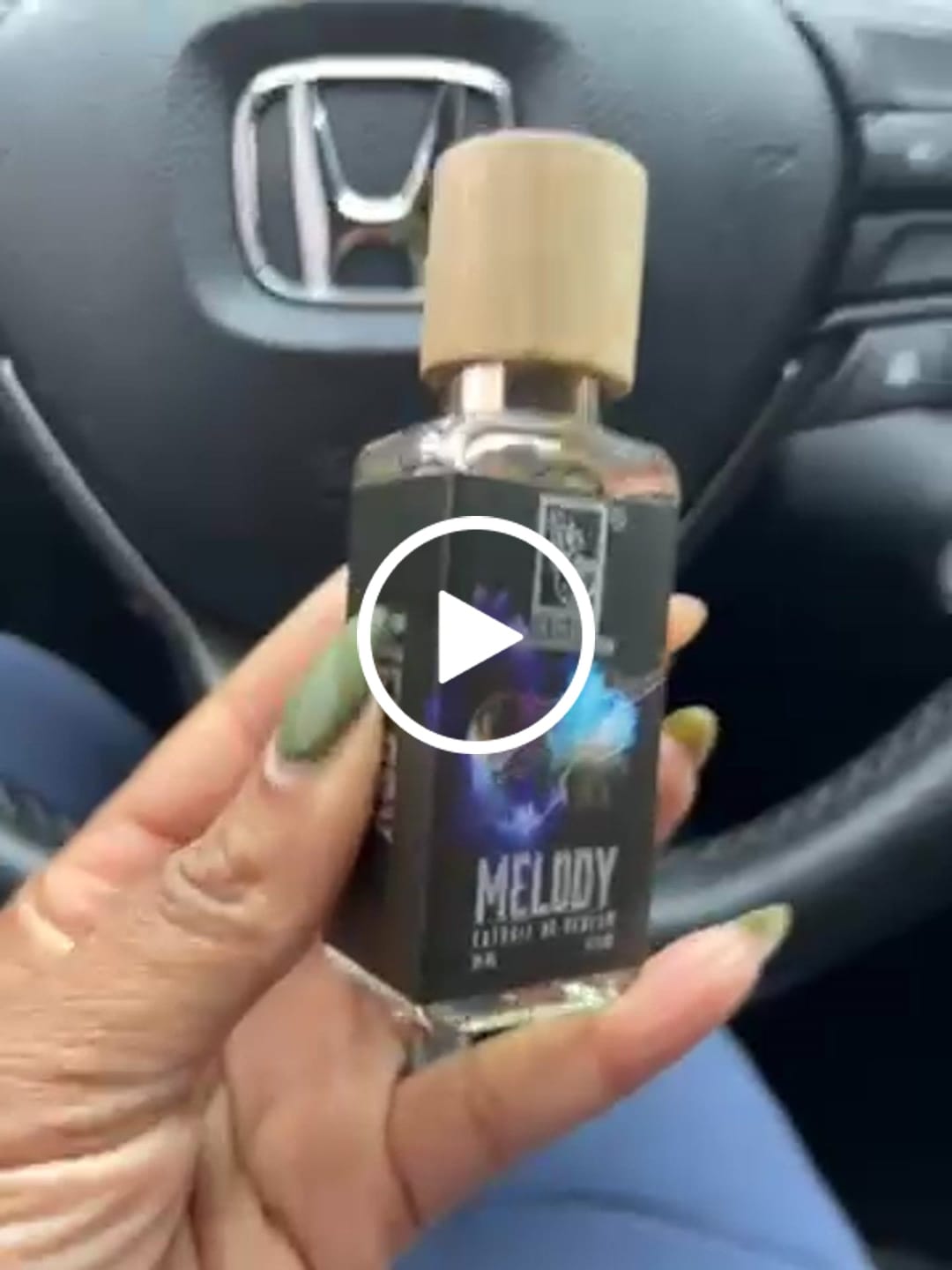 Customer video review of Melody