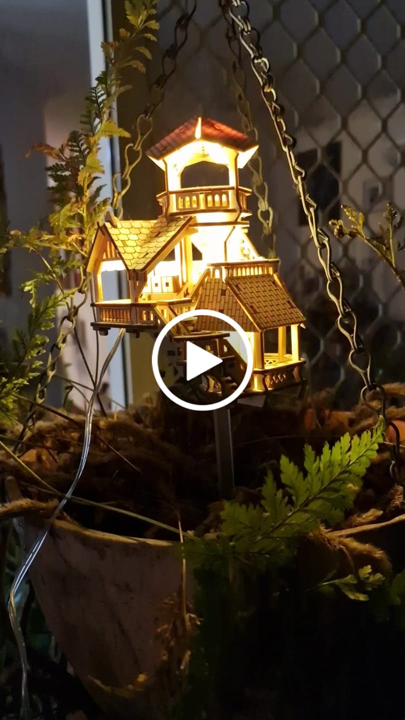 Customer video review of Forest Cottage