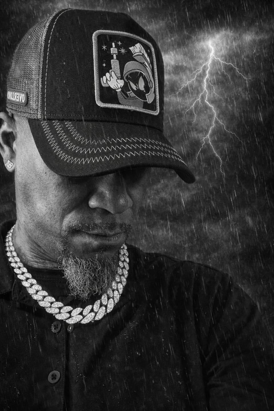 Customer photo review of OVERLORD X Looney Tunes: Marvin the Martian Trucker Cap