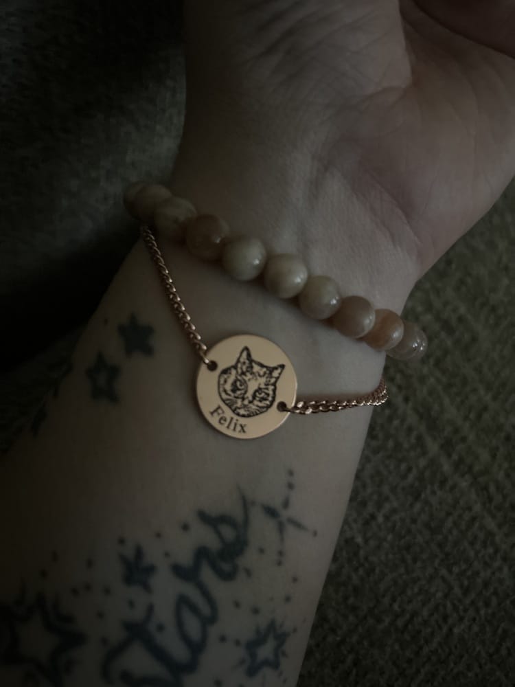 Customer photo review of Εξατομικευμένο βραχιόλι με όνομα κατοικιδίου
