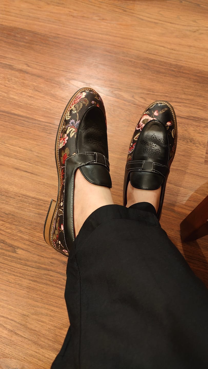 Customer photo review of Bageecha Loafers Men – Coal