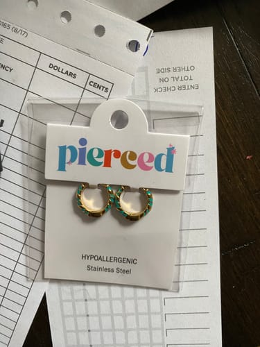 Customer photo review of Huggie Monthly Subscription (February)