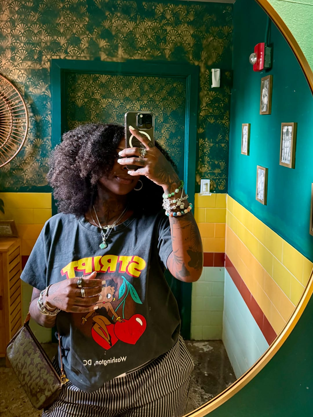 Customer photo review of BETTY BOOP VINTAGE TEE