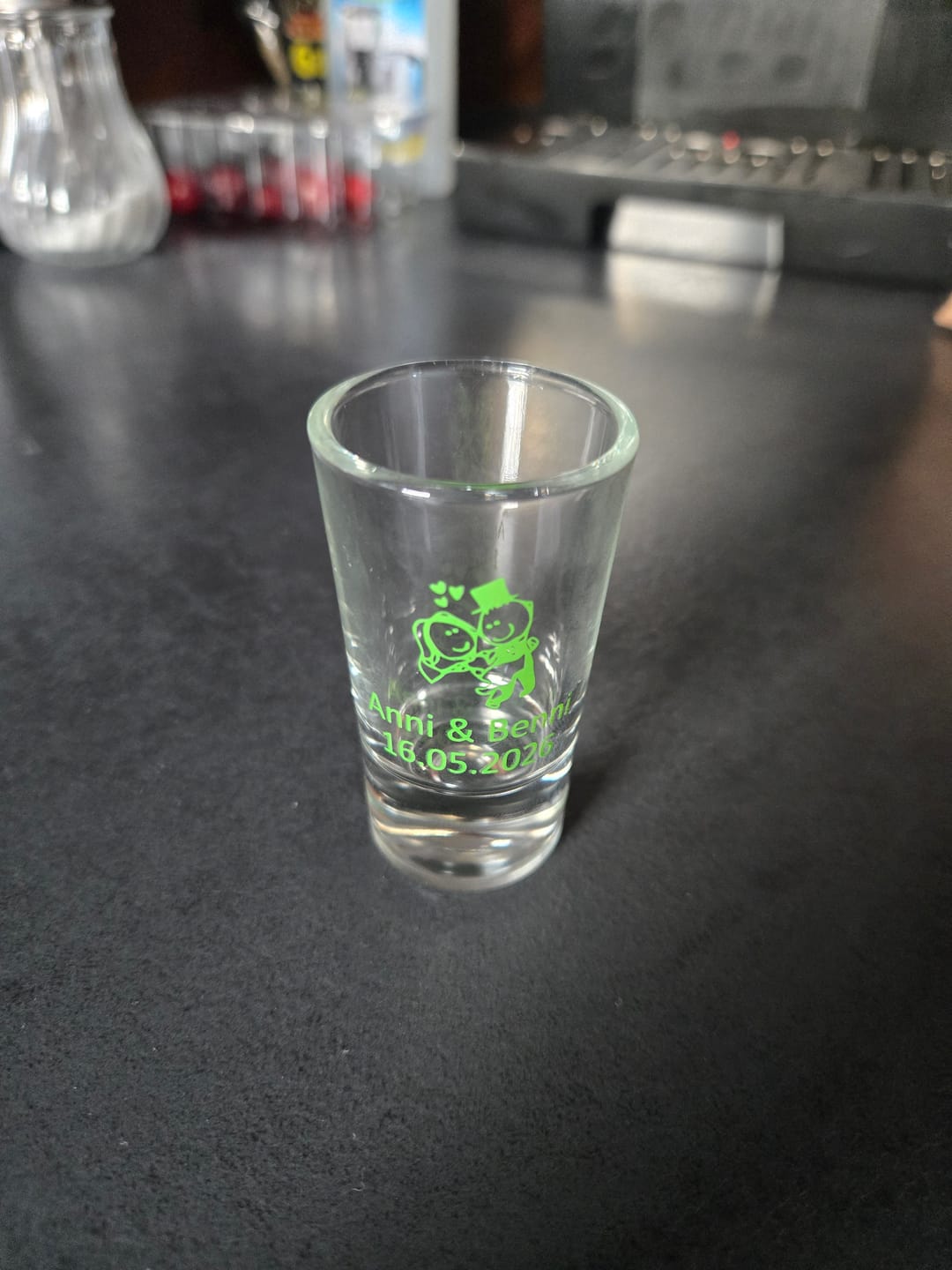 Customer photo review of Schnapsglas 2cl Shot bedrucken mit Ihrem Text, Motiv, Logo