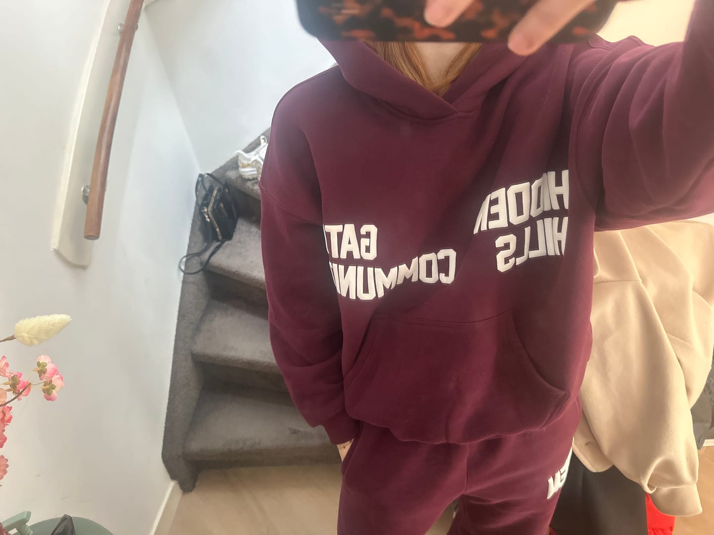 Customer photo review of GATED COMMUNITY HOODIE DARK PLUM