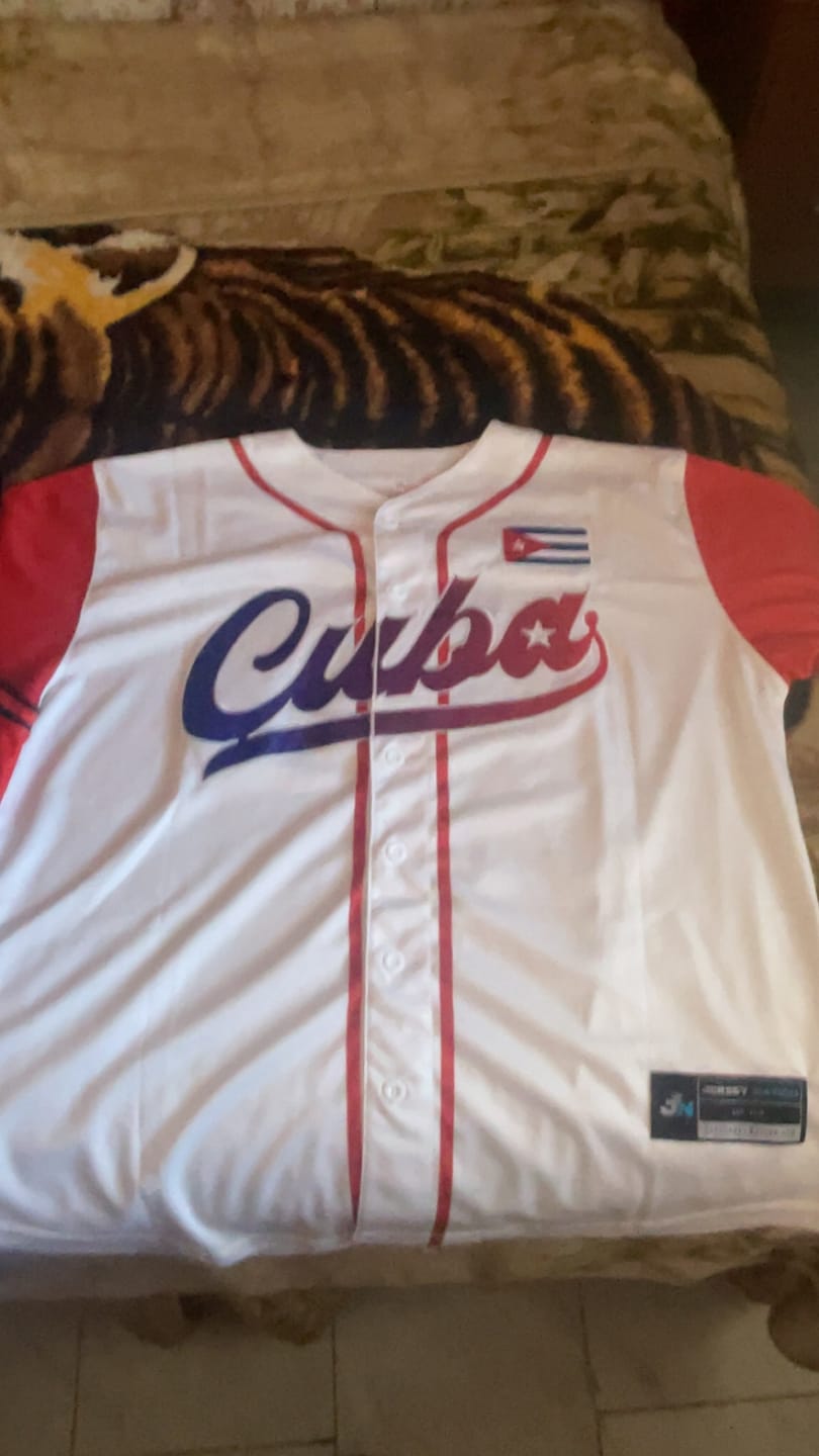 Customer photo review of Cuba Heritage Custom Baseball Jersey