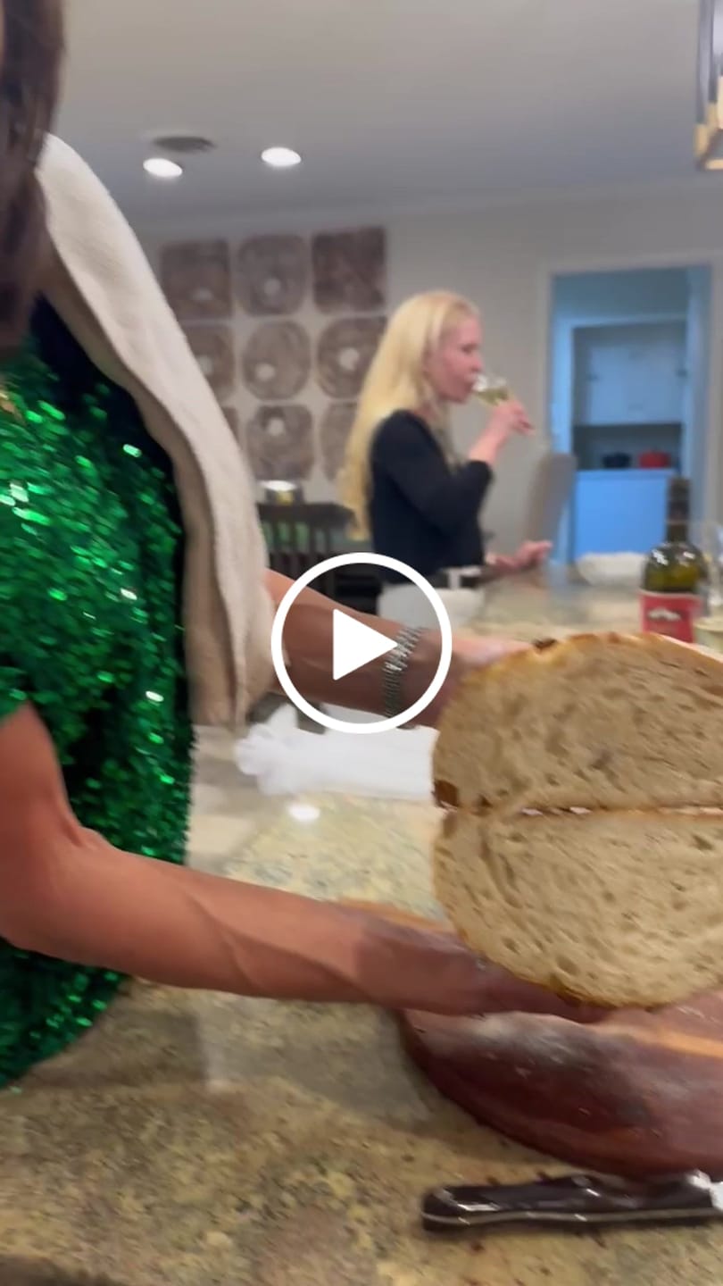Customer video review of Live 119 Year Old Valrhona CHOCOLATE Sourdough Starter Includes Maintenance PDF & Chocolate Noir Loaf Recipe