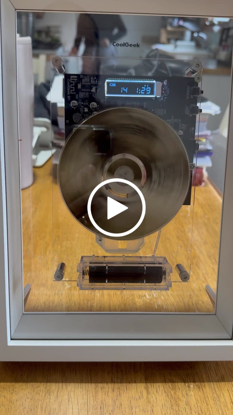 Customer video review of M1 Music Frame CD Player