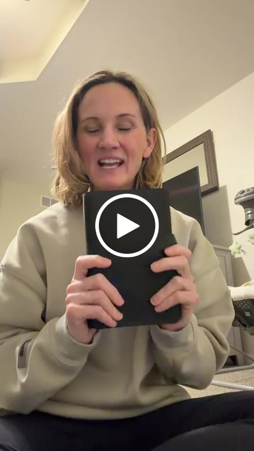 Customer video review of Leather Sketchbook