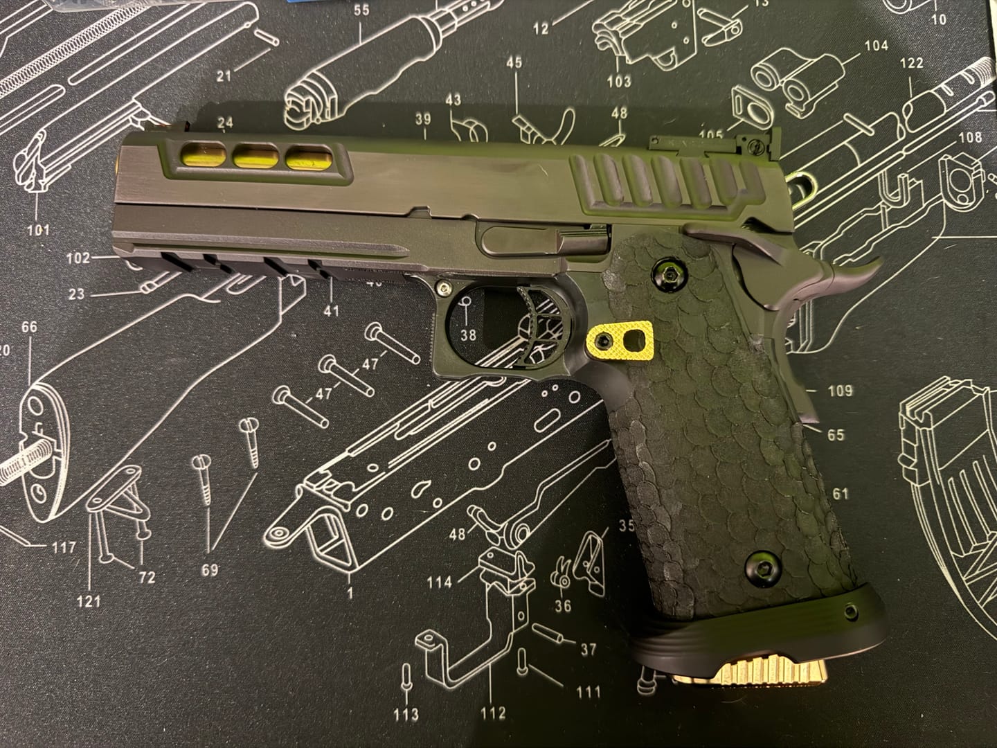 Customer photo review of 1911/2011 Extended Magazine Release | STI, Bul Armory Compatible