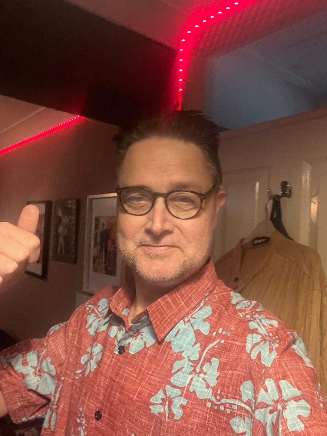 Customer photo review of Men's Red Floral Vintage Short Sleeve Button Up Beach Tropical Hawaiian Shirt