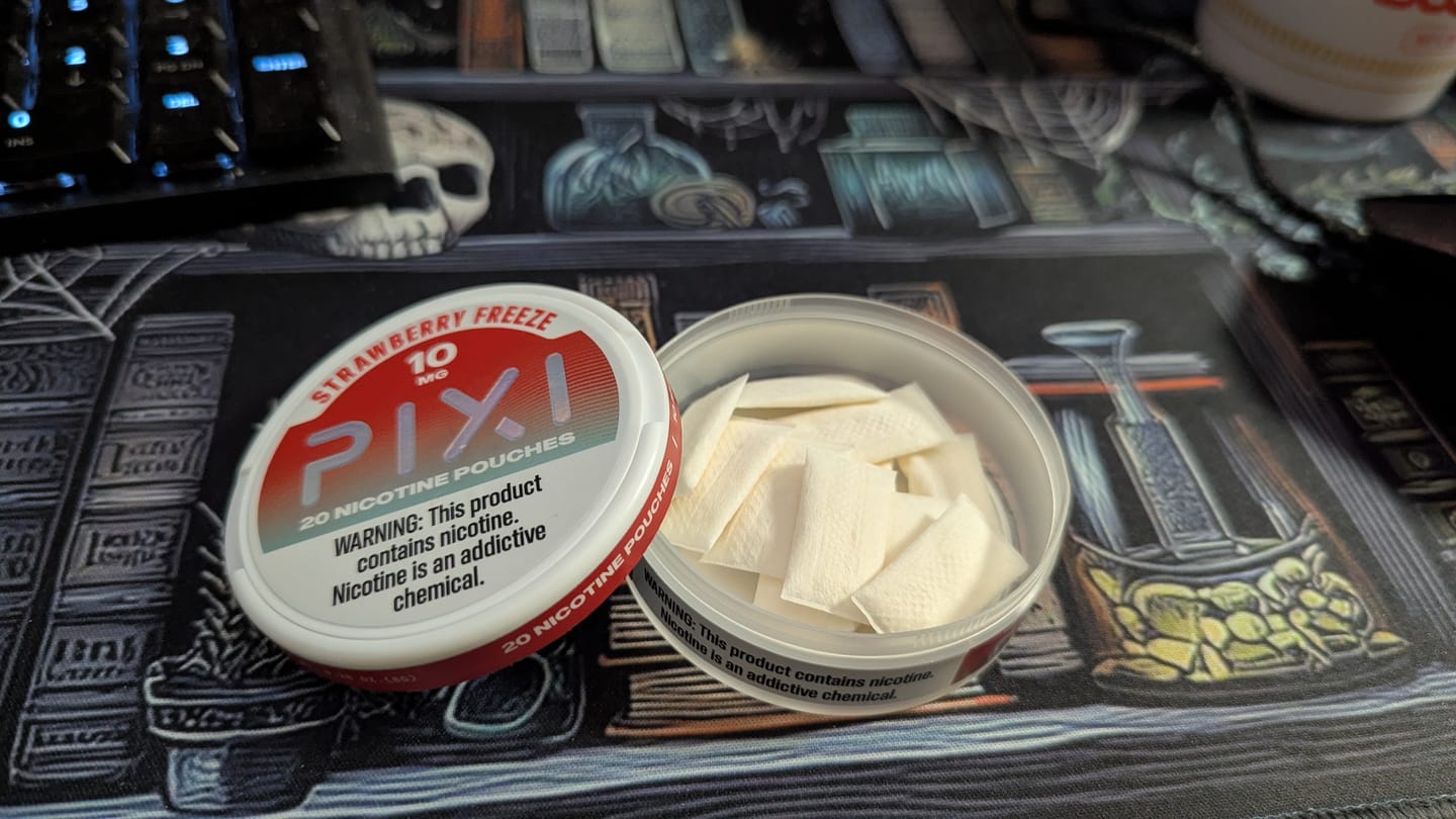 Customer photo review of PIXI Nicotine Pouches