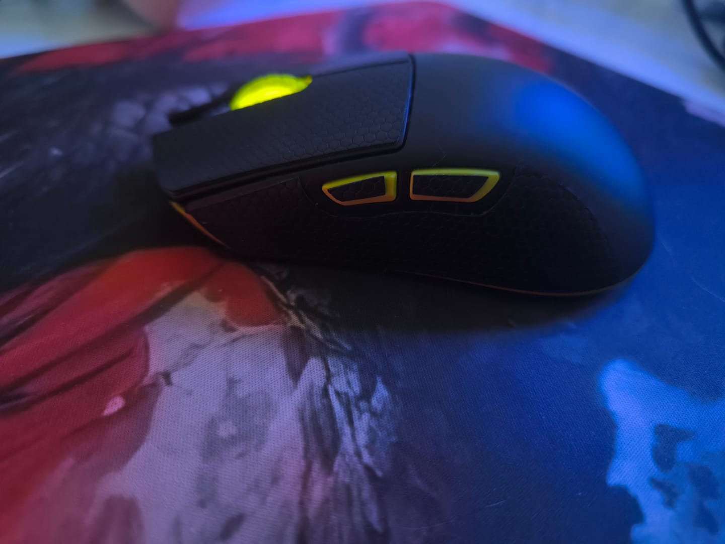 Customer photo review of Darmoshark M3S Max Wireless Mouse