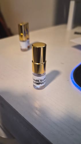 Customer photo review of Louis Vuitton- Symphony Extrait de Pafum