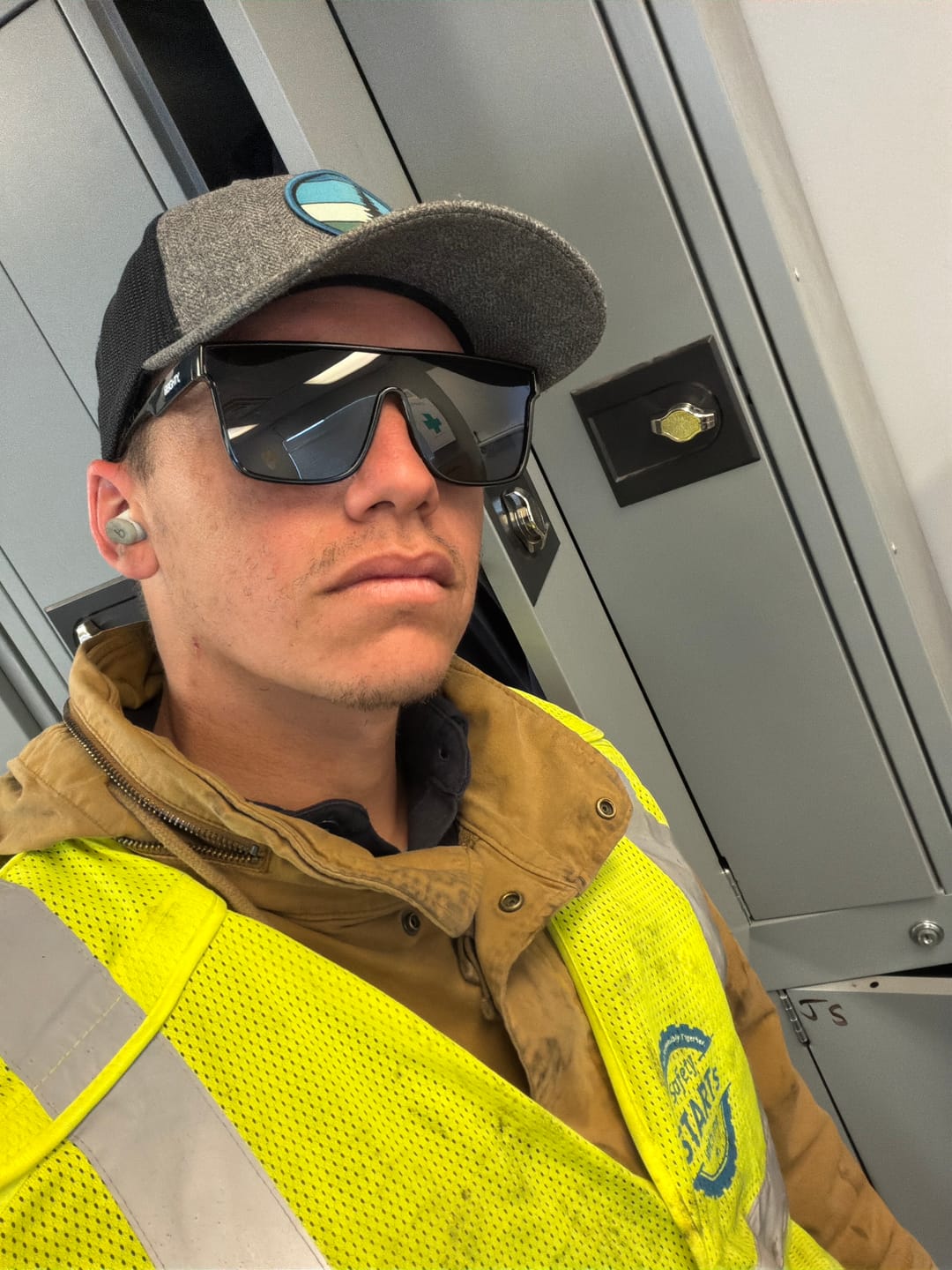 Customer photo review of 80Eighty® Polarized Murk Sunglasses