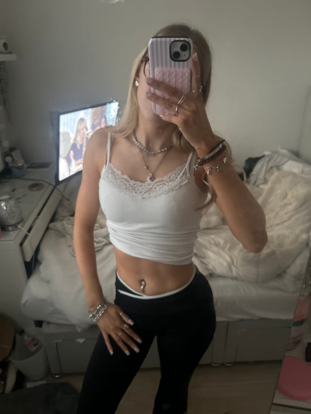 Customer photo review of You Make Me Foam Tanning Mousses