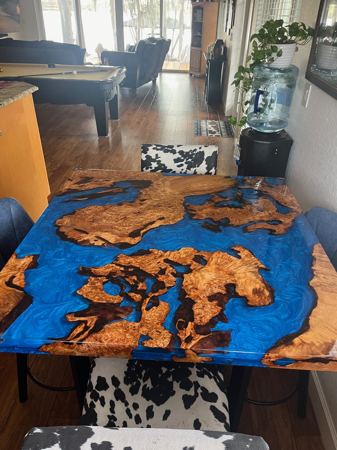 Customer photo review of Custom Olive Square Black Resin Epoxy Table QCT6