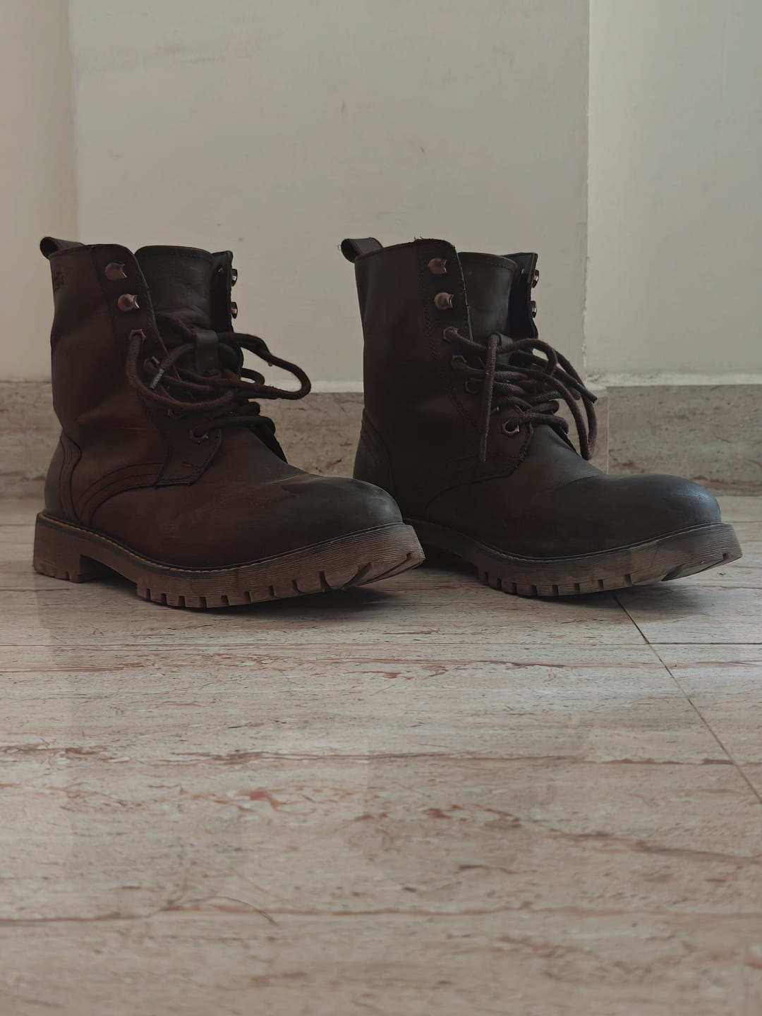 Customer photo review of boots derby rusty wrangler