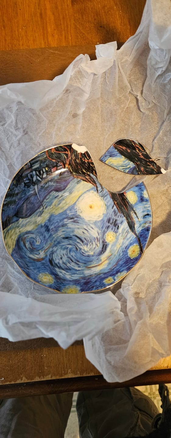 Customer photo review of Van Gogh tea cups