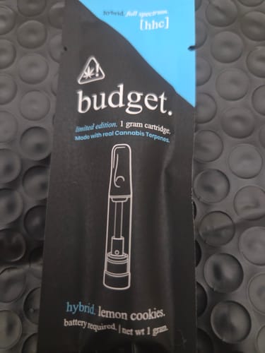 Customer photo review of 1 Gram HHC Full Spectrum Vape Cartridge | Lemon Cookies - Hybrid