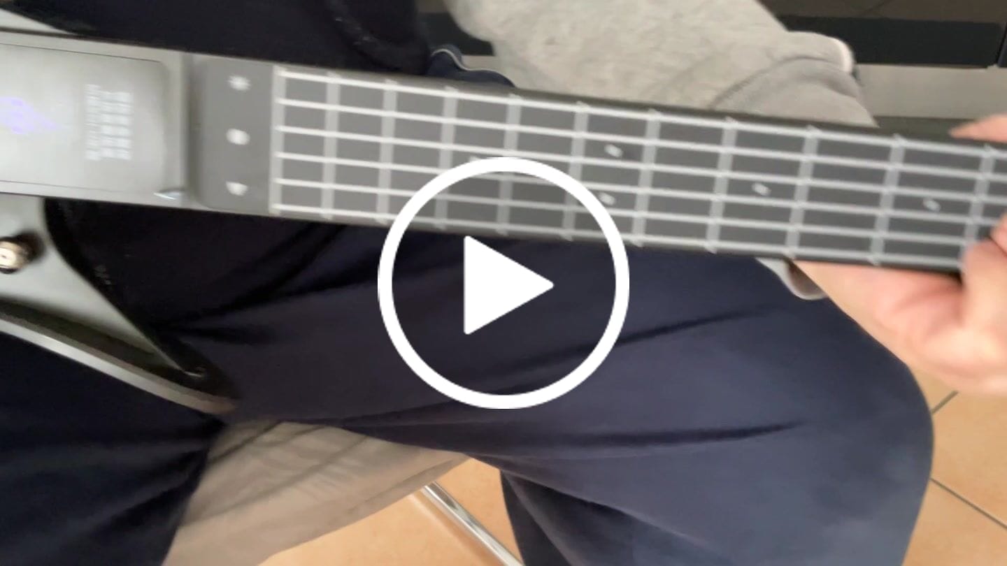 Customer video review of Cyber-G Guitar String Model
