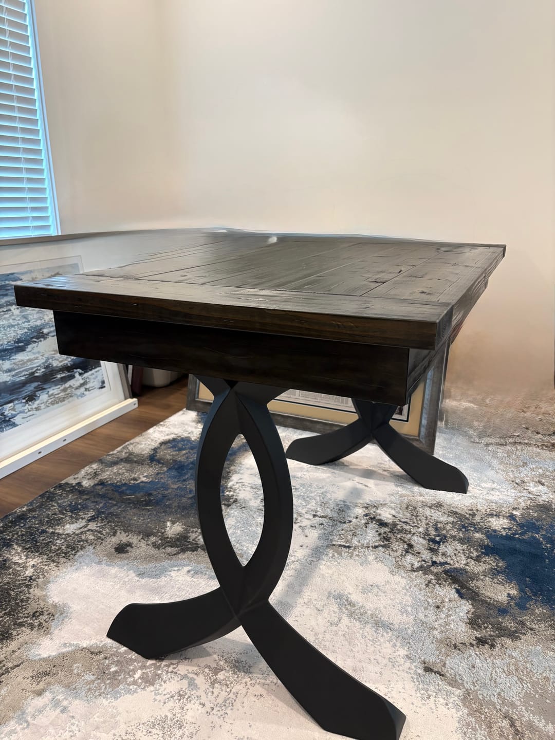 Customer photo review of 418 Curva 28" H Dining Table Curved Legs