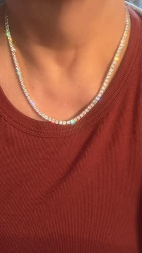 Customer photo review of Metfine Tennis Necklace | Anniversary Gift for Women
