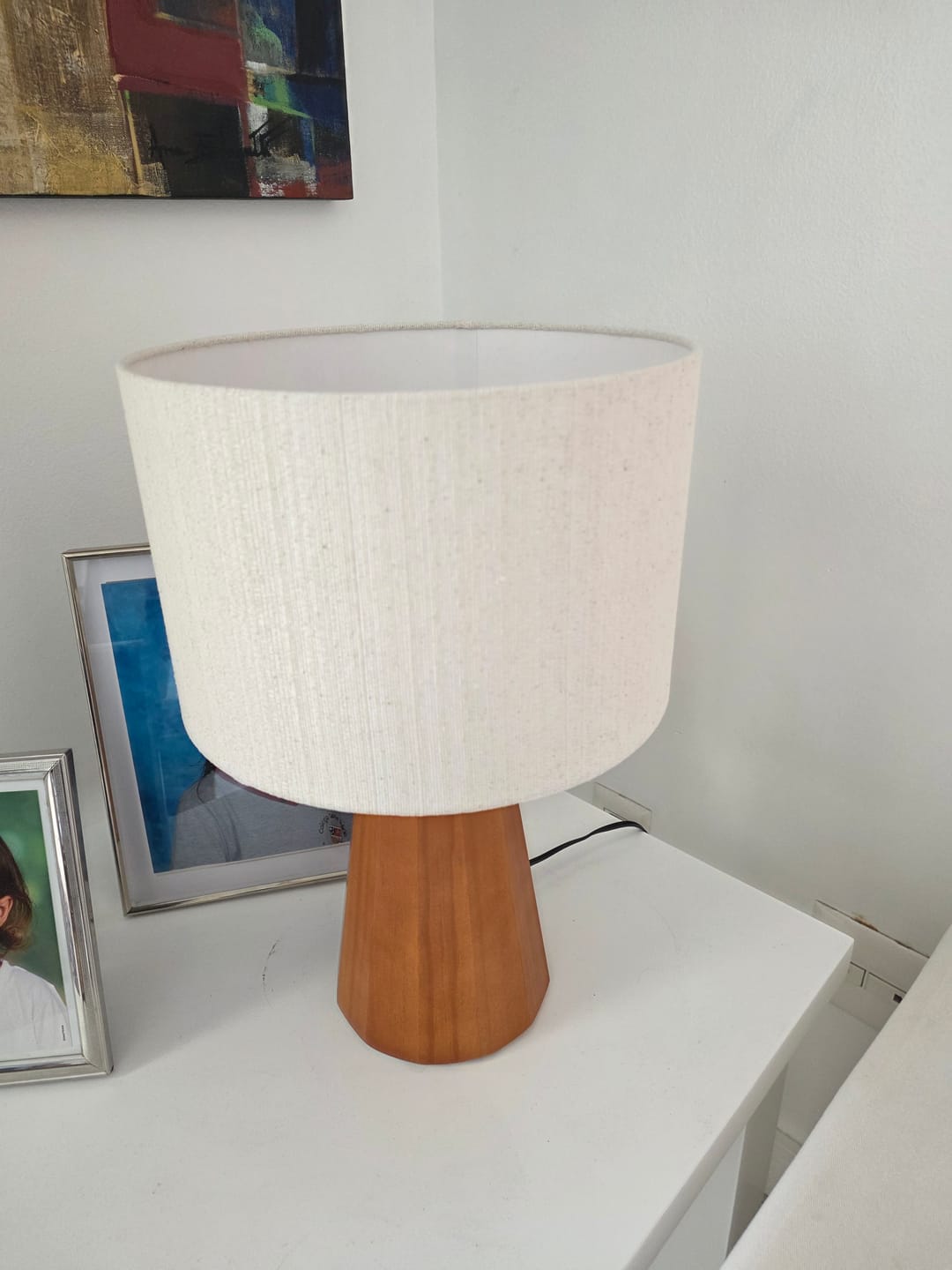 Customer photo review of Abajur de Mesa Wooden Cúpula de Linho