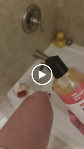 Customer video review of Body Splash - Skin Smoothing Body Oil  (Yummy)