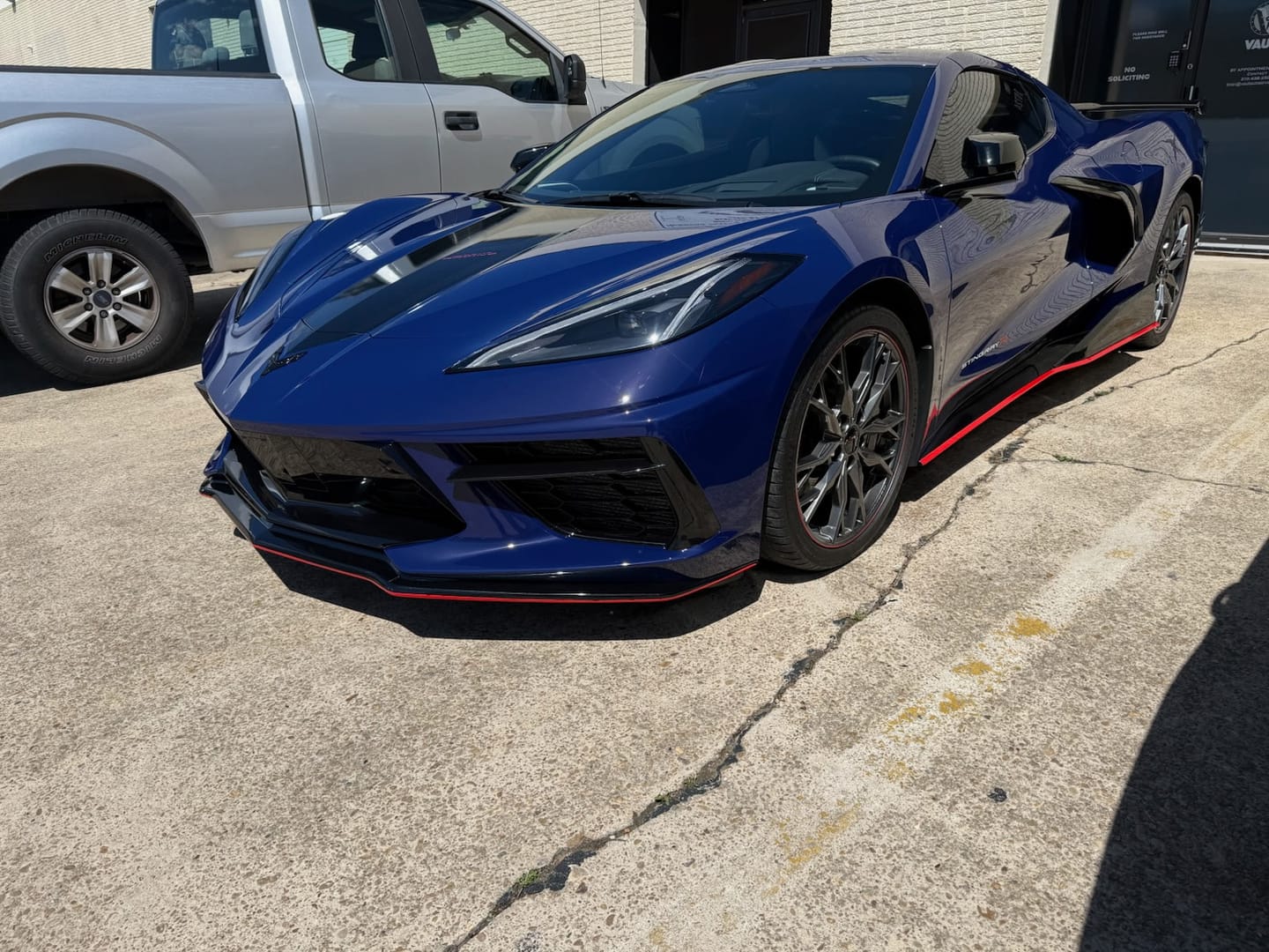 Customer photo review of Chevrolet Corvette C8 3VM Side Skirts