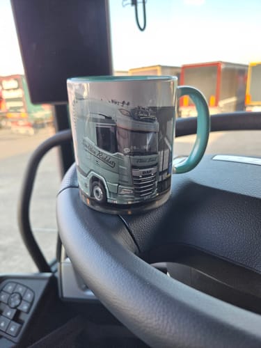 Customer photo review of TassenExpress - Becher Keramik Tasse mit Logo bedruckt 325ml Firmenlogo