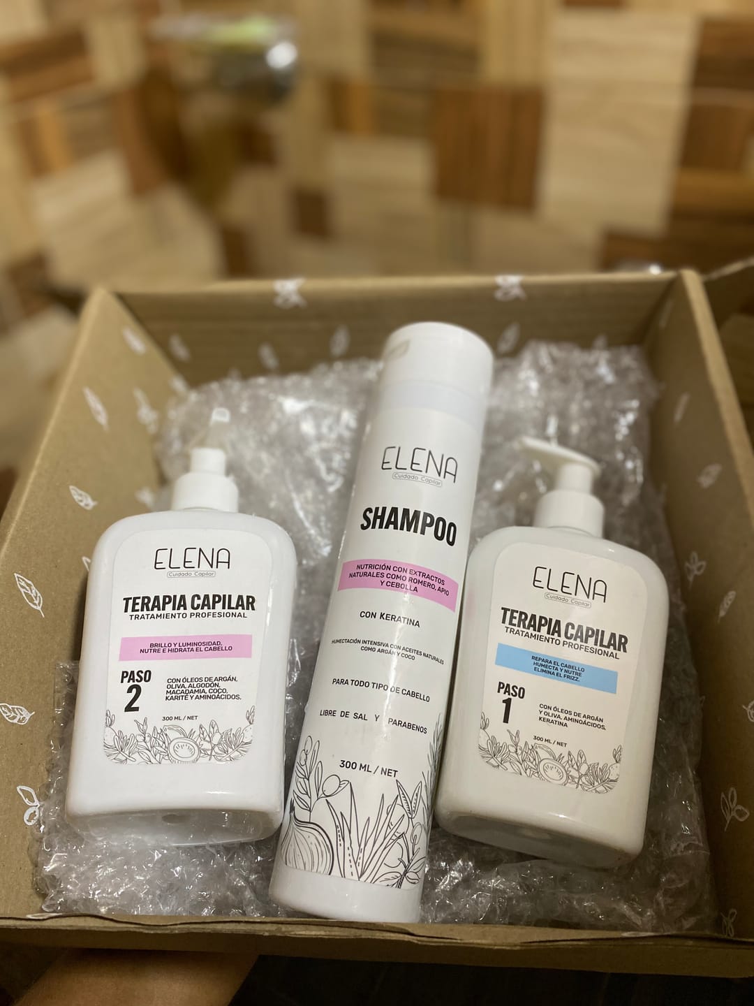 Customer photo review of 🔥 Caja Rosa de Reconstrucción Capilar y Anti-Frizz